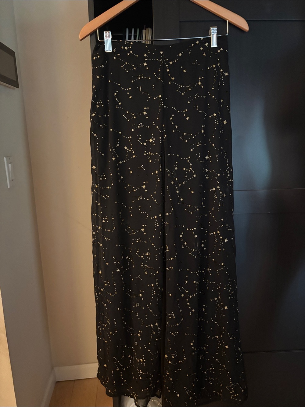 Sadie & Sage Black Wide-Leg Pants with Gold Star Constellation Print